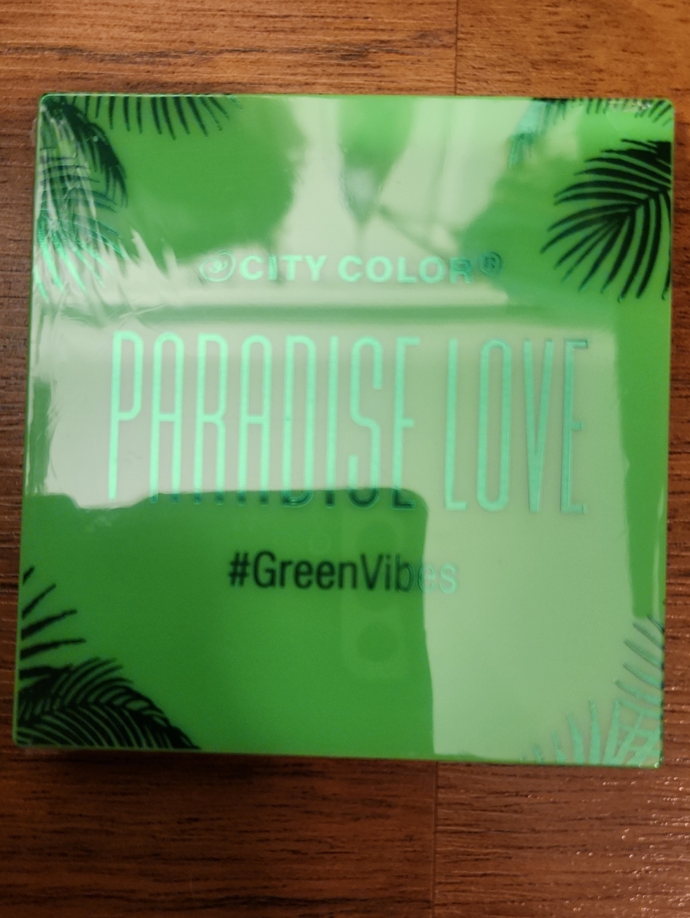 City Color Paradise Love Eyeshadow Palette - Green